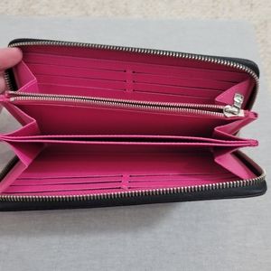 Louis Vuitton Black & Hot Pink Epi Leather Zippy Wallet